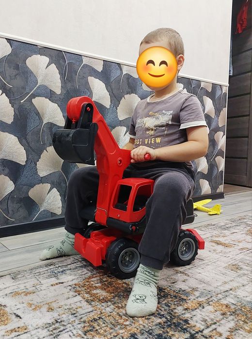 Каталка экскаватор большой, до 50 кг.