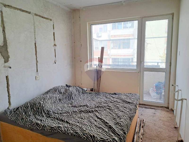 Продава се Тристаен апартамент в Варна, Трошево - 64 кв.м за 1516 €/кв.м - Снимка #5