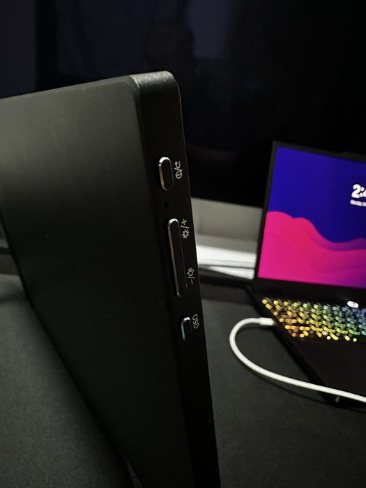 Monitor Portabil 144Hz