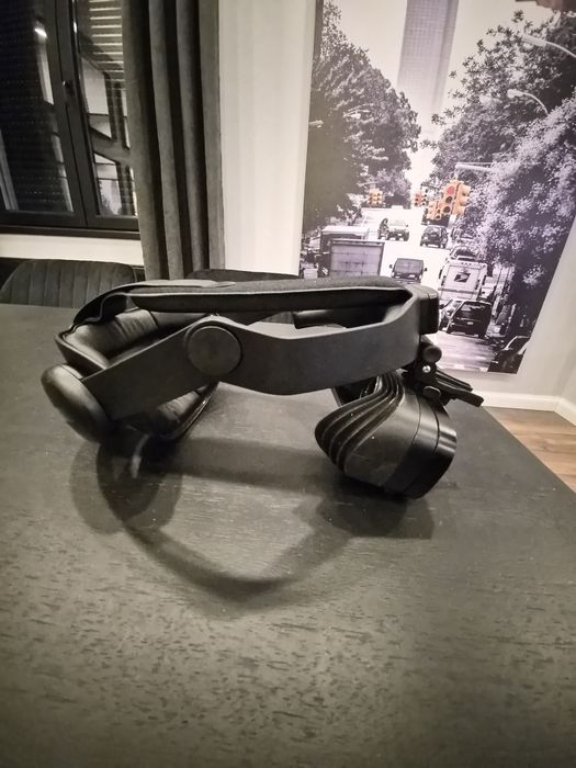 Casca VR MeganeX Superlight 8K  plus accesorii