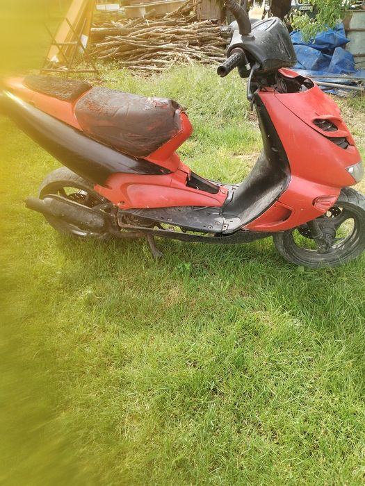 Vând scuter Aprilia