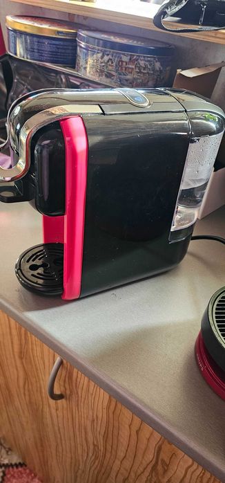 Кафе машини роботи