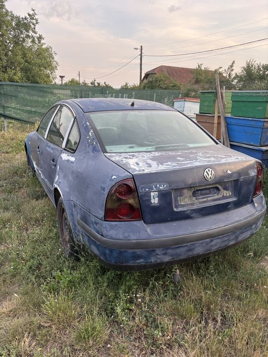 Vand Passat B5.5  pentru pasionati