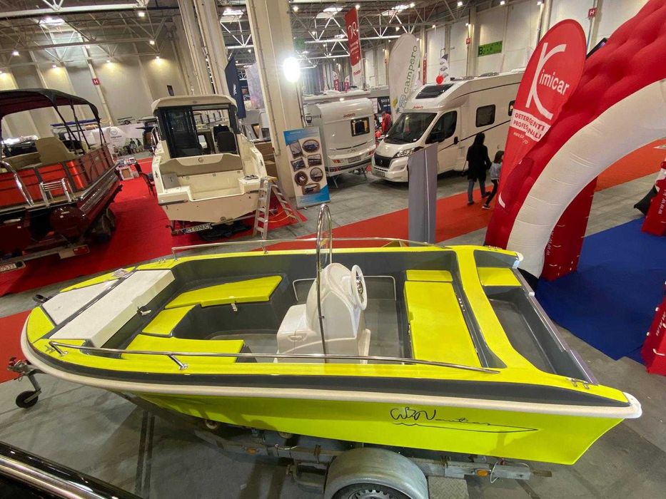 Ambarcatiune EM465 Noua