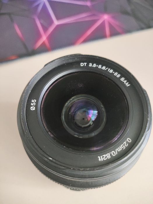 Продаю объектив Sony DT 18-55mm.