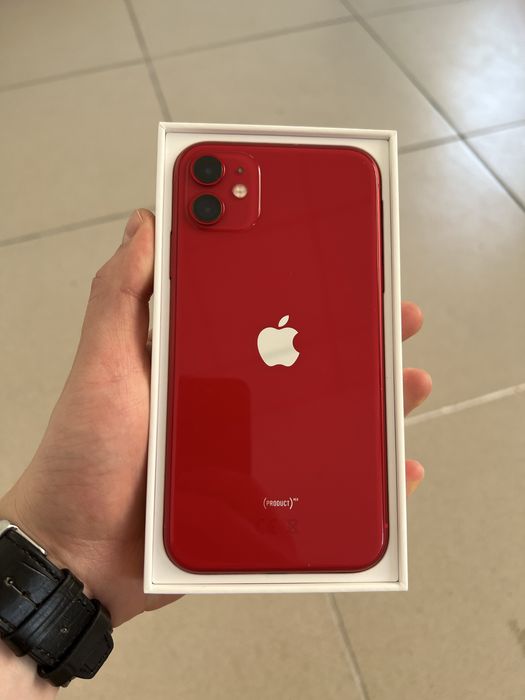 Продам 11 айфон 128,100