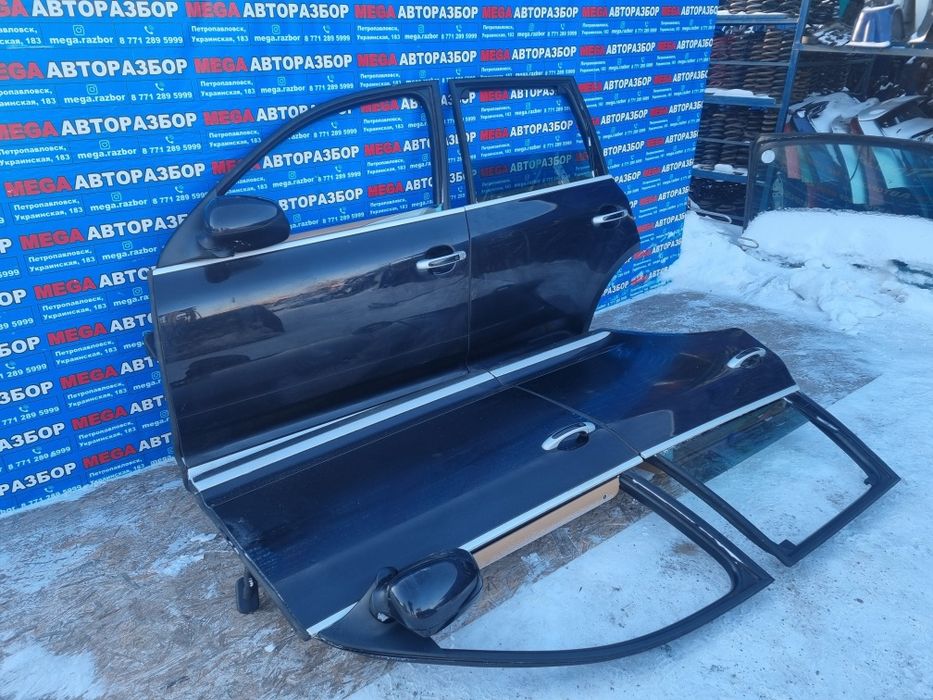 Двери на Porsche Cayenne.