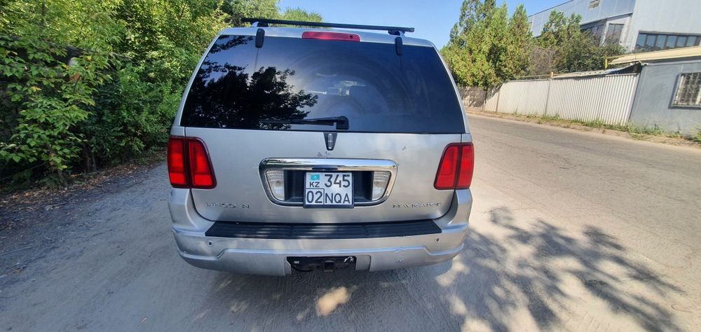 Lincoln navigator