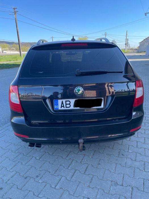 Skoda Superb ~ 4x4 ~Carlig
