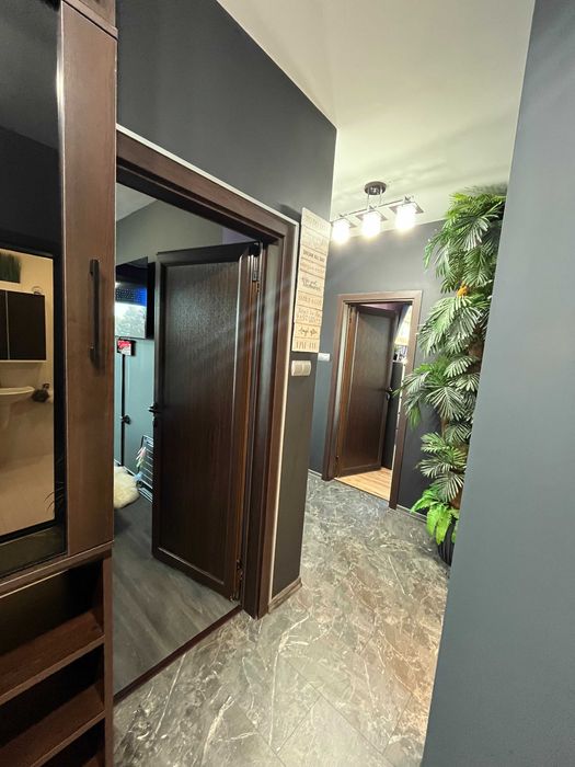 Продава се Тристаен апартамент в Казанлък - 95 кв.м за 1128 €/кв.м - Снимка #12
