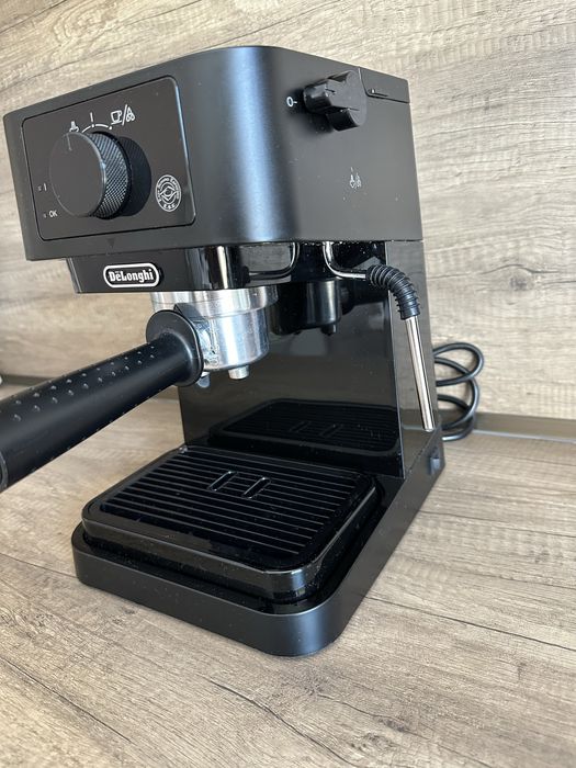 Кафемашина Delonghi EC235.BK