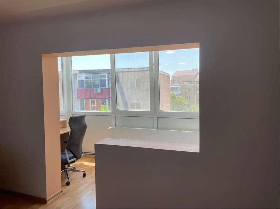 Inchiriez apartament cu o camera in zona Girocului