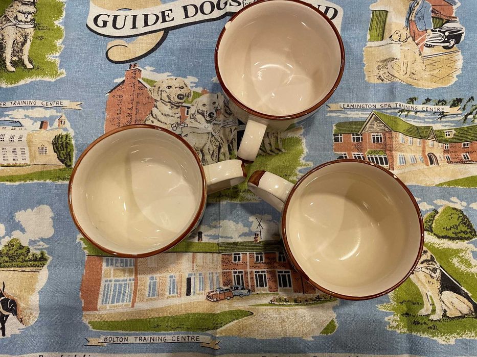 Чаши за мелба и купички