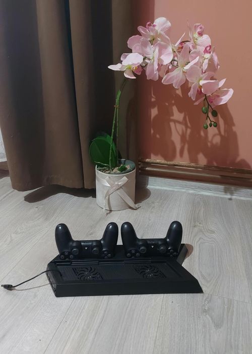 Stand Răcire și Încărcare Manete Playstation 4 Slim și Phat