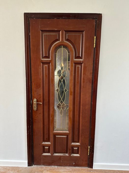 Продам дверь в хорошем состояние