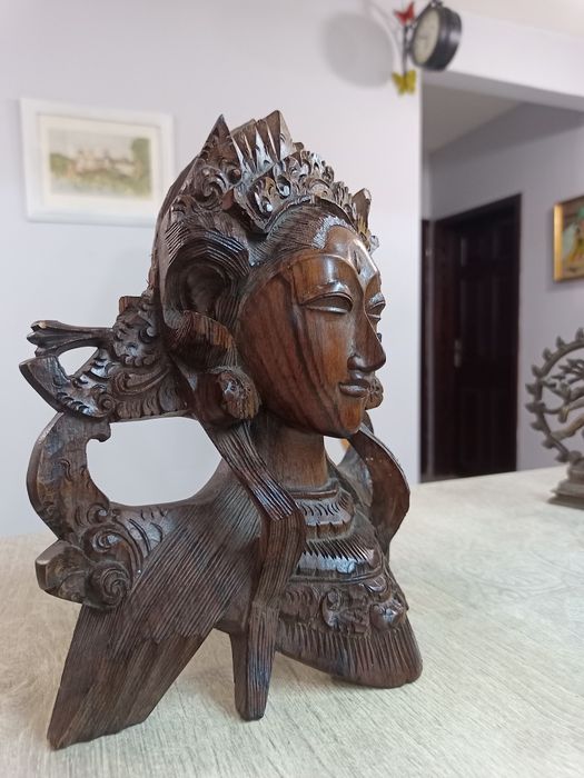 Изящна Ръчно Изработена Балийска Скулптура – Богиня (Деви / Апсара)