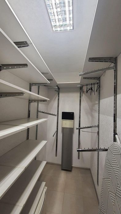 Тристаен апартамент под наем в ж.к. Лозенец, 2218854