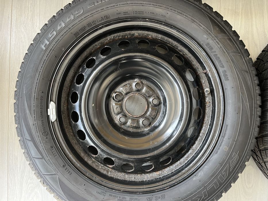 Джанти 17 цола 5х114,3 за Тойота РАВ4 със зимни гуми 215/60/17