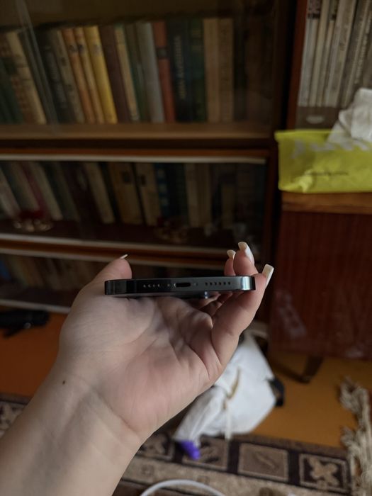 Продам Iphone 12 pro max 256 gb