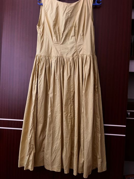 Рокля с коланче Siempre