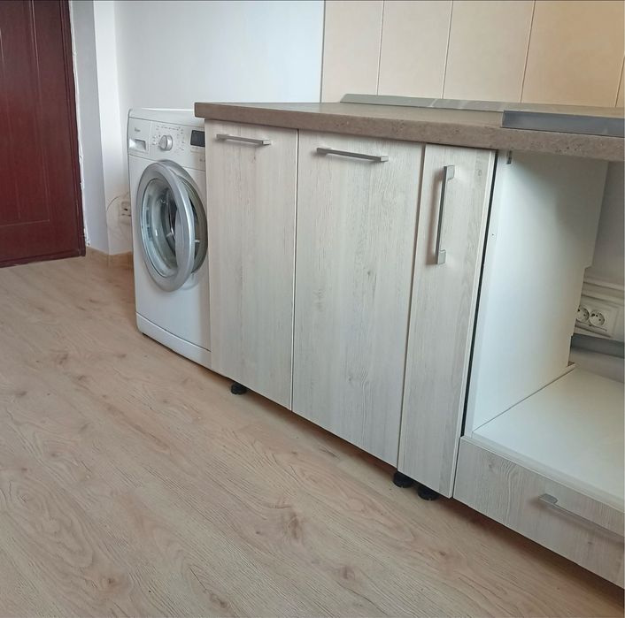 Închiriez garsoniera confort 3