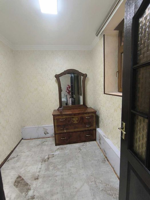 Продается 2в3/4/5  на Чилонзаре 1 квартал ул Мукимий 53 кв2 (R)