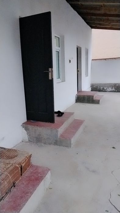 Ijaraga 4 xonali hovli bor oylalilarga