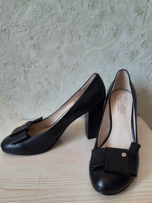 Продам Женскую обувь