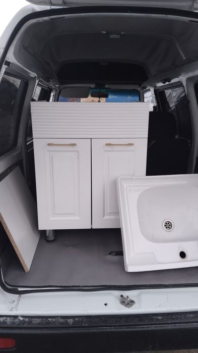 Раковина с тумбой