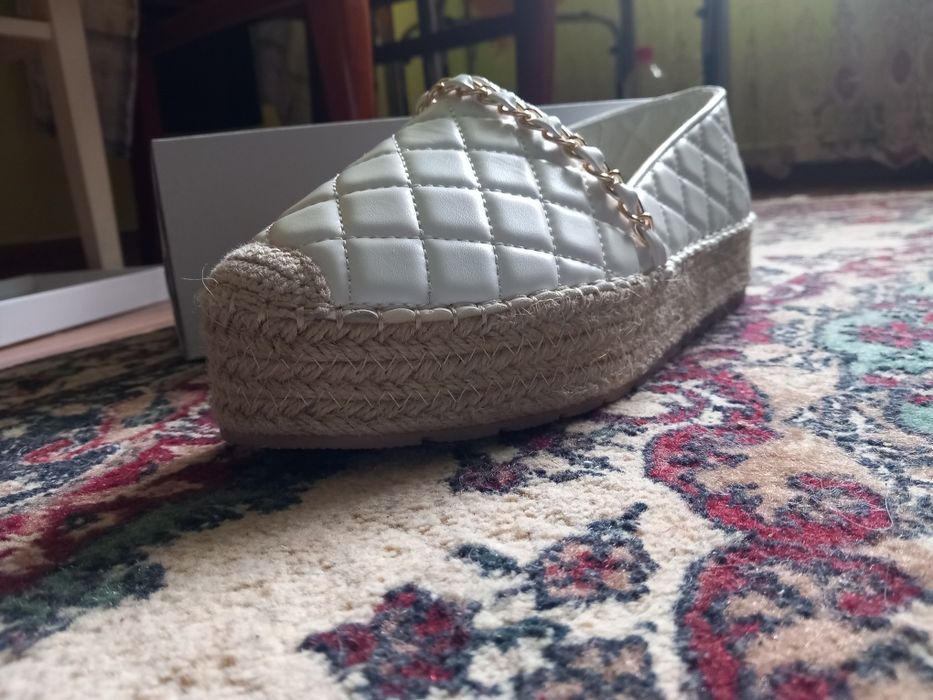 De vânzare încălțăminte damă