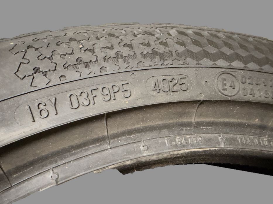 Set 4 anvelope Continental iarna 225 45 R17 dot 2045 7 mm