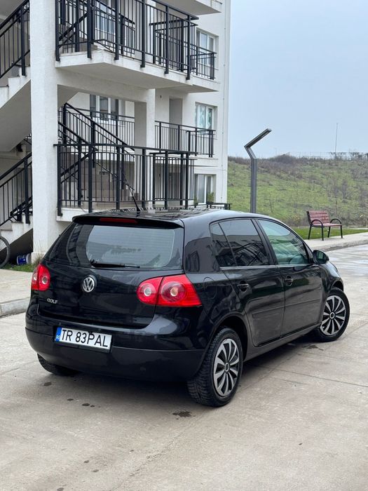 Vand Volkswagen Golf V 1.4mpi 2007