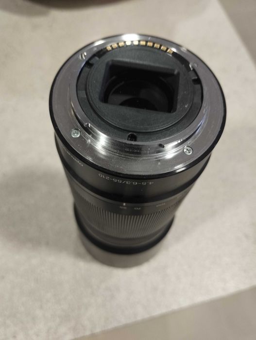 обектив SONY E-mount vario 55-210mm