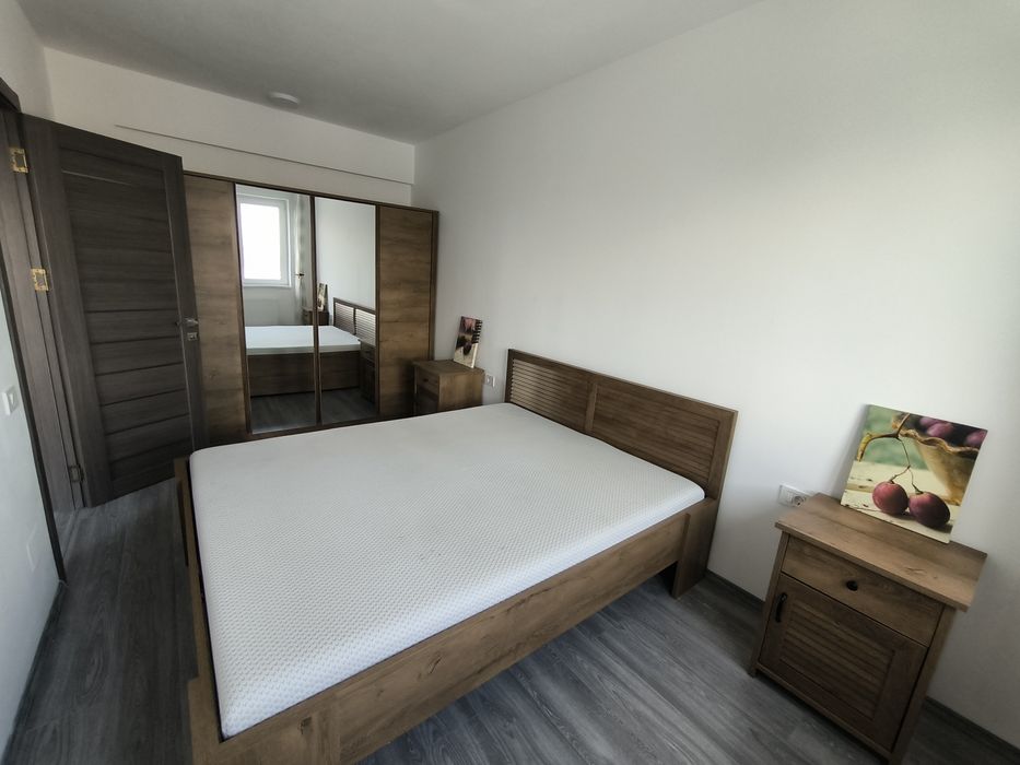 Ap. 2 camere de închiriat la Soho