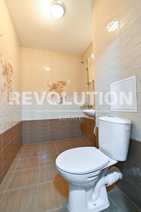 Дава се под наем Тристаен апартамент в София, Люлин 8 - 90 кв.м за 648.21 € - Снимка #9