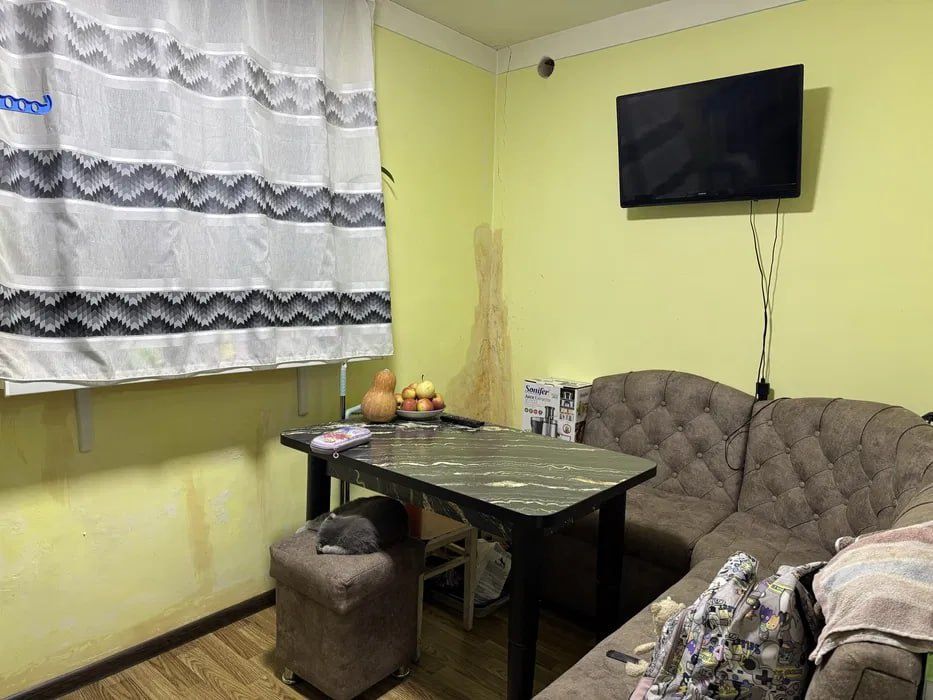 Продаётся 1 комнатная квартира в Янгихаётском районе Спутник 5