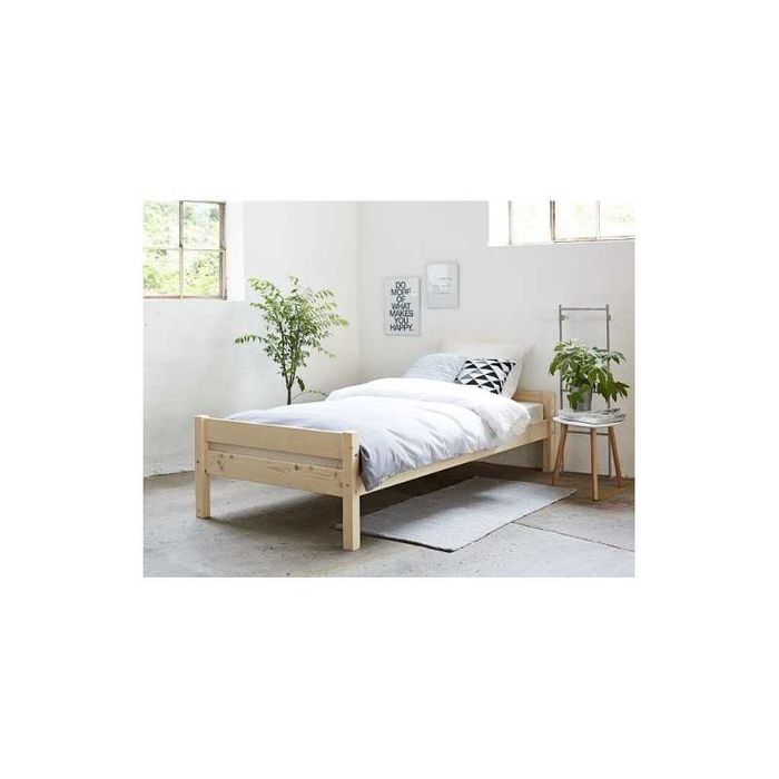 Pat dormitor ieftin din lemn de brad natur netratat, 1 persoana