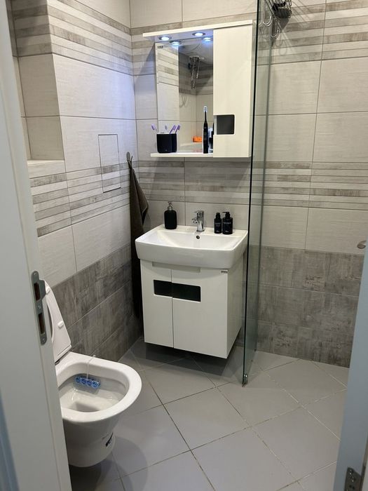 Дава се под наем Двустаен апартамент в София, Витоша - 55 кв.м за 510 € - Снимка #1