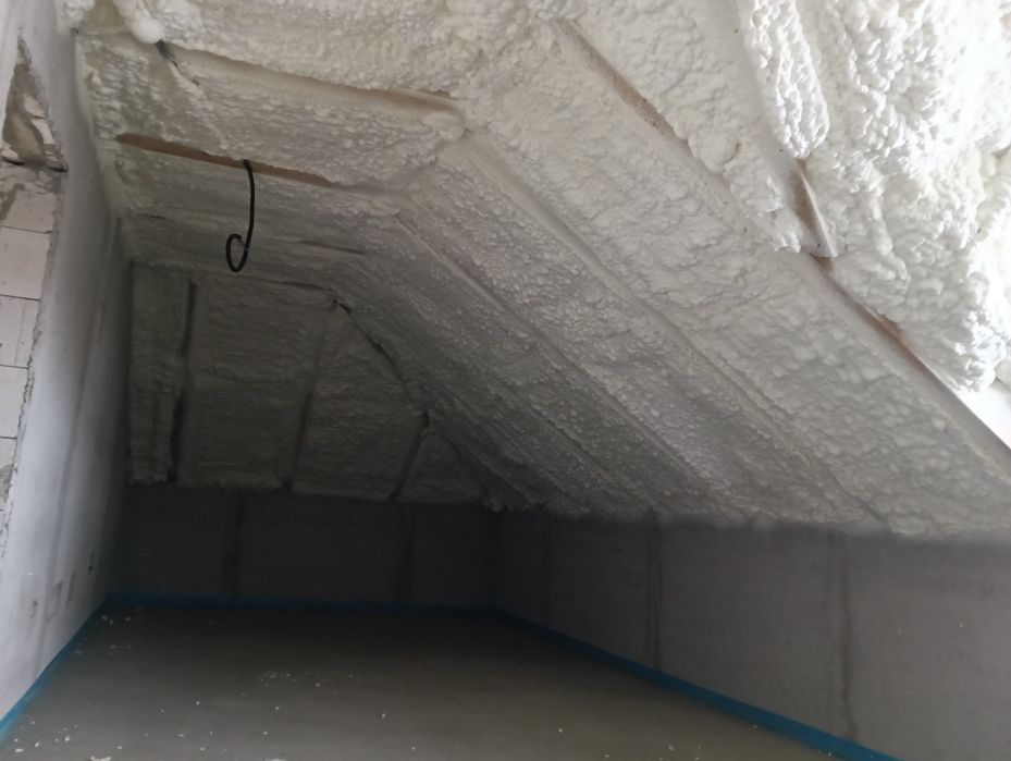 Izolații cu spumă poliuretanica