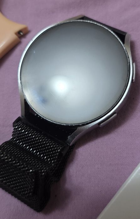 Samsung Galaxy Watch 6 44mm със зарядно