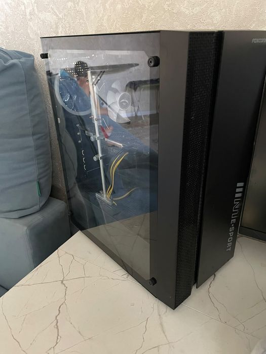 Продам игровой компьютер срочно