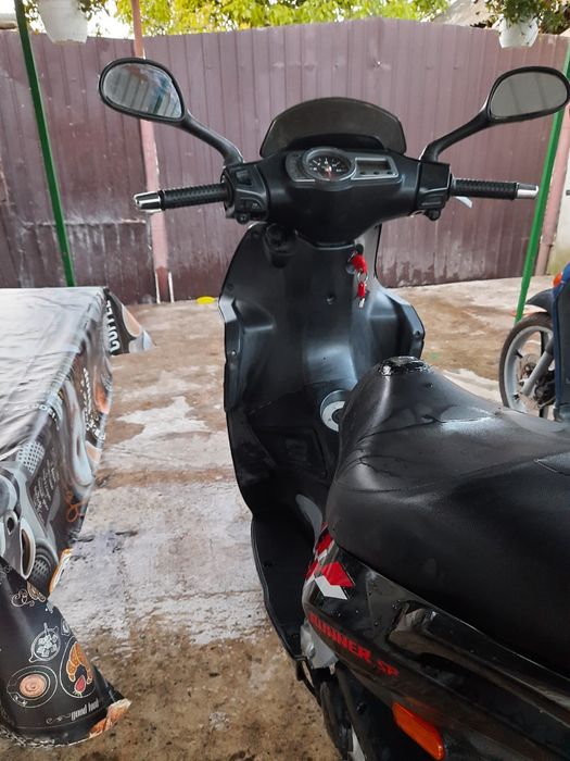 Vând scuter Gilera Runner 50cc 2T – acte complete, portbagaj