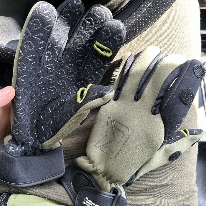 Ръкавици за риболов Delphin