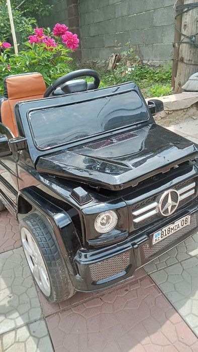 электромашинка Мерседес