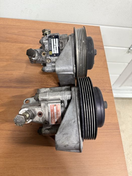 ГУР насос на бмв е34,е36 М50