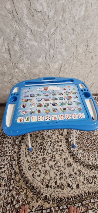 Продам парту для школьника