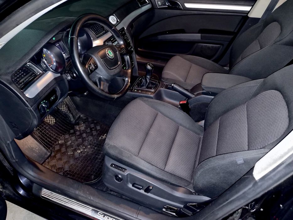 Skoda Superb 2.0 TDI, diesel, 2010