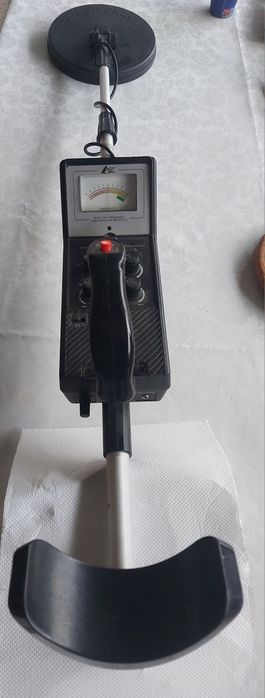 Detector de metale