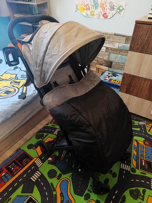 Лятна количка Kinderkraft Pilot