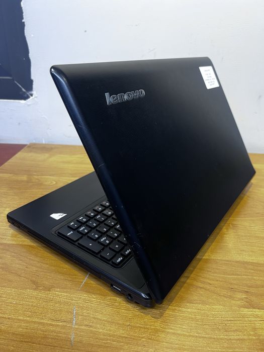 Ноутбук Lenovo офисный